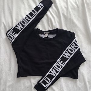 Crop sweatshirt